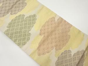 雲取りに七宝・菱・檜垣模様織出し名古屋帯